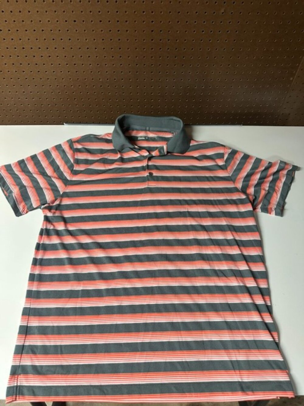 Nike Golf Dri-FIT Striped Polo Shirt Mens XL  Grey & Light Red Polo